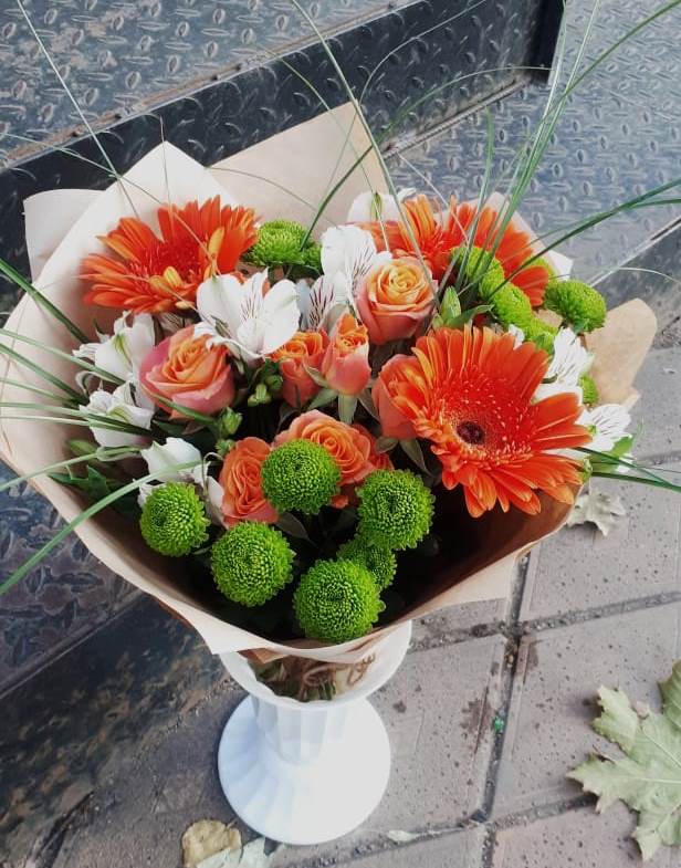 Букет цветов из: Герберы, Хризантемы, Альстромерии и Розы в Зимней Ставке