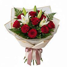 Букет цветов из:  Лилии и Розы #REPLACE_PRED# Зимней Ставке