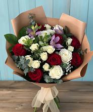 Букет цветов из:  Розы и Альстромерии в Зимней Ставке