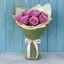 Букет Розы Фёрст Леди в Зимней Ставке