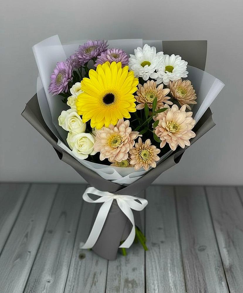 Букет цветов из: Розы, Герберы и Хризантемы в Зимней Ставке