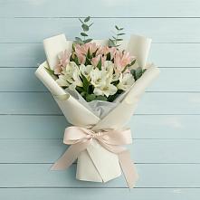Букет цветов из:  Альстромерии в Зимней Ставке