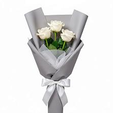 Букет 3 белые розы в Зимней Ставке