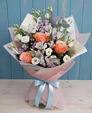 Букет цветов из:  Лизиантусы, Розы, Альстромерии и Гипсофила в Зимней Ставке