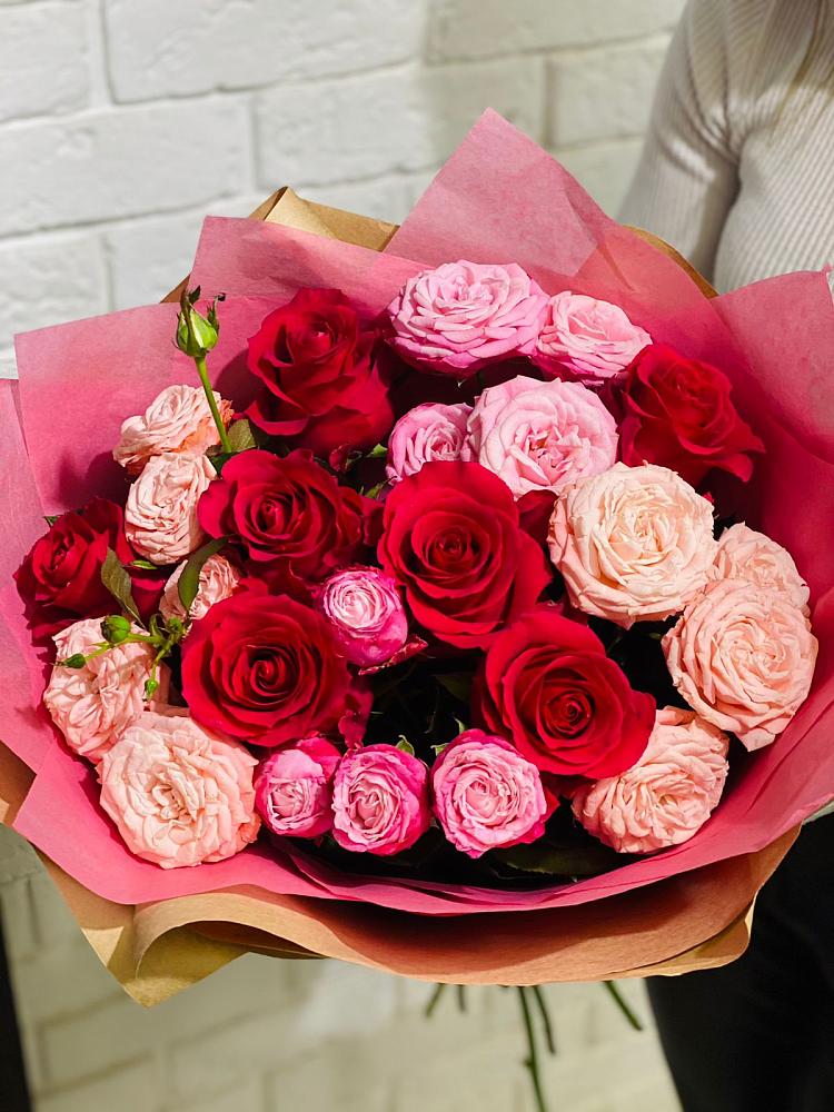 Букет цветов из: Розы в Зимней Ставке