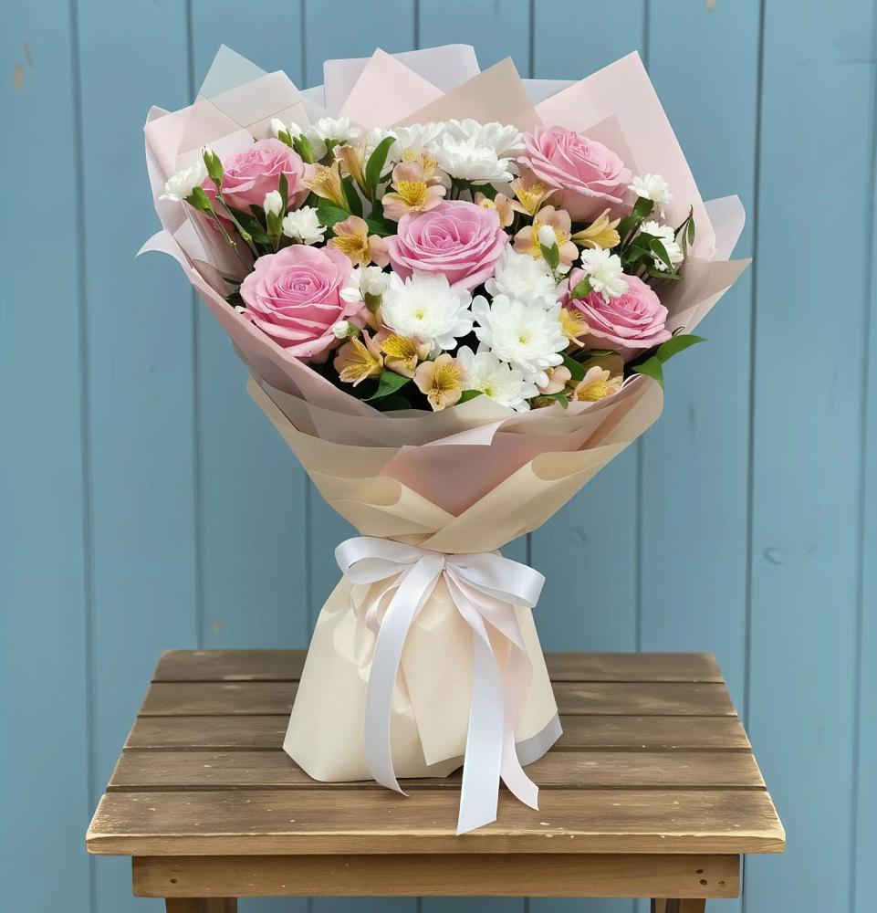 Букет цветов из: Гвоздики, Орхидеи и Розы в Зимней Ставке