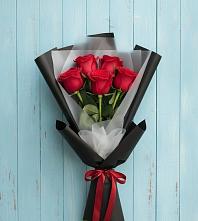 Букет цветов из:  Розы в Зимней Ставке