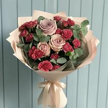 Букет цветов из:  Гвоздики и Розы в Зимней Ставке
