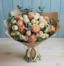 Букет цветов из:  Альстромерии и Розы #REPLACE_PRED# Зимней Ставке
